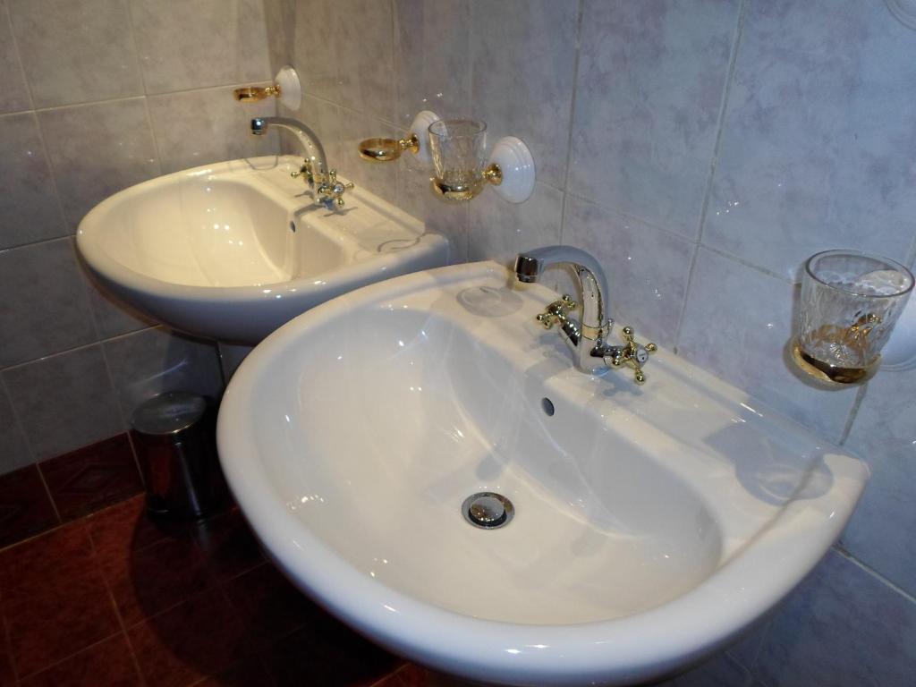 Hotel Stardust Nové Zámky Zewnętrze zdjęcie